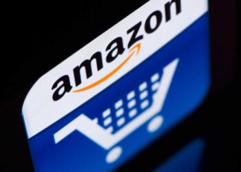 Free Shipping Amazon logo