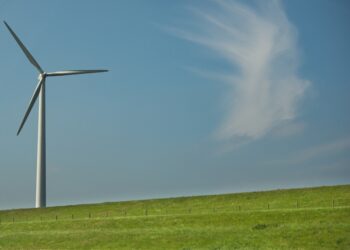 Alternative alternative energy blade clouds