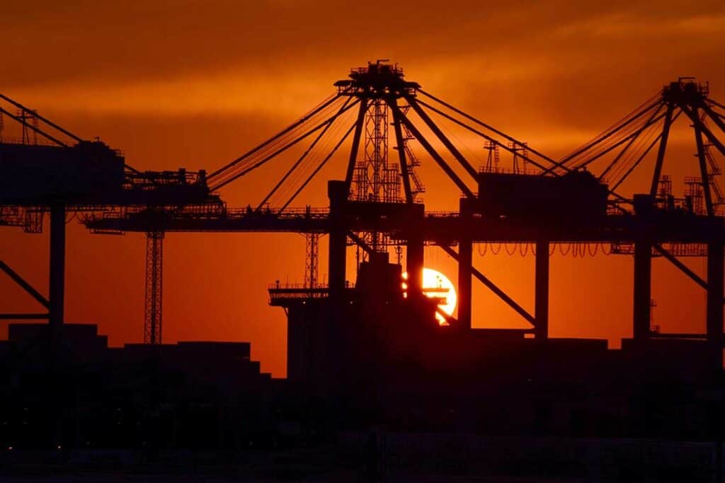 Asia cargo capacity shortage