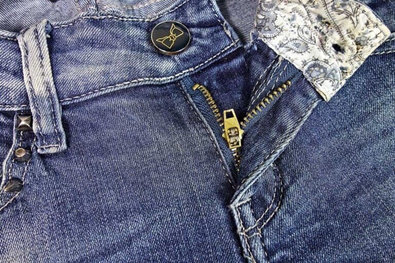 Jeans trims