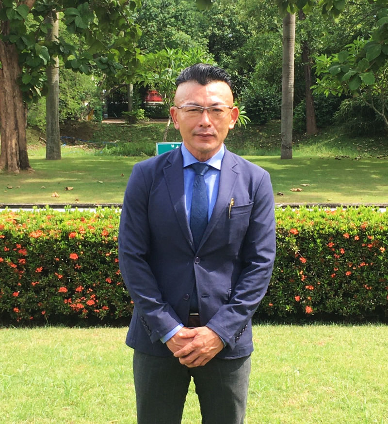 Hatsuoka Tadashi managing director at Thai Gunze
