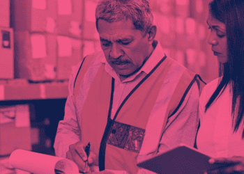 Micro warehouse (1140 × 592 px)