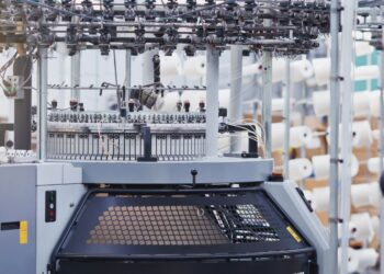 Xr:d:DAF4cIWZBro:19,j:933784939838512121,t:23123012