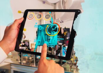 Mfgs Close the Tech Gap