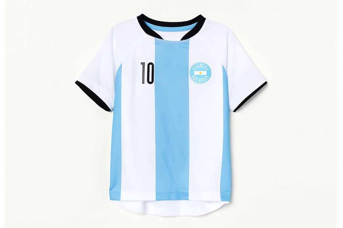 UEFA-x-HM_Soccer-Shirt-Agentina